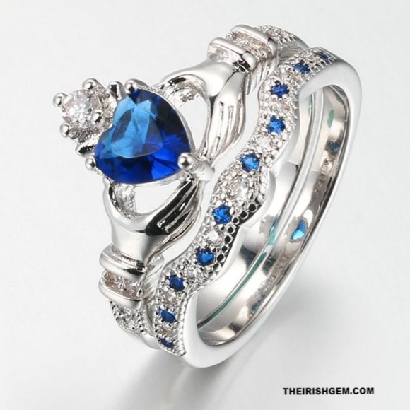 SIZE 9 14KT WHITE GOLD EP CELTIC IRISH CLADDAGH RING SIZE 9 14KT WHITE GOLD EP CELTIC IRISH CLADDAGH RING